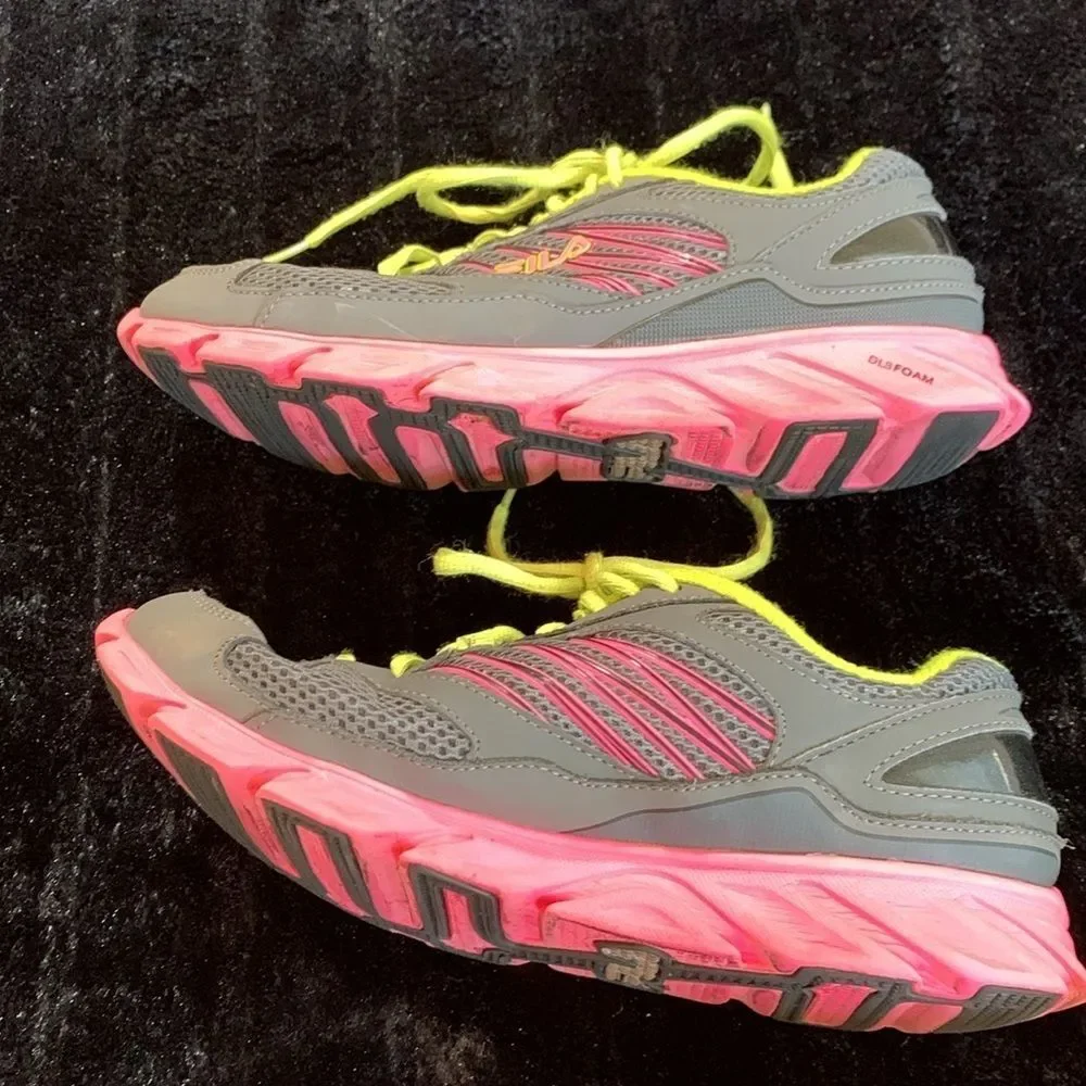 FILA MEMORY FOAM FOOTBED GRAY GREEN HOT PINK SIZE 8.5